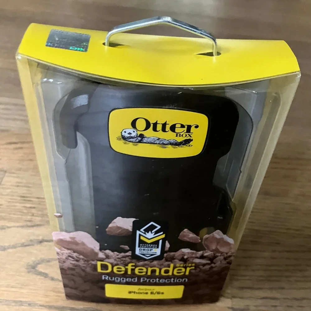 NIB OtterBox Defender Series Holster Belt Clip for 6/6S, 7/7S & 8